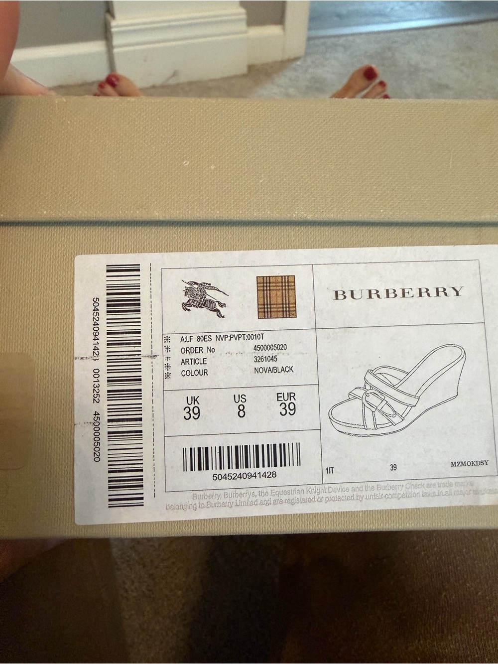 Burberry Black Patent & Vintage Check Wedge Sandals— size 39 - Picture 4 of 11